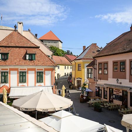 Appartamento Zengo Eger Esterno foto