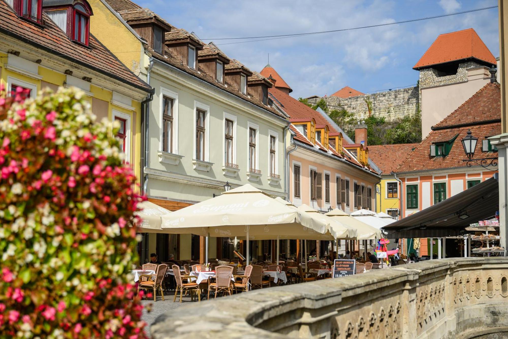 Appartamento Zengo Eger Esterno foto