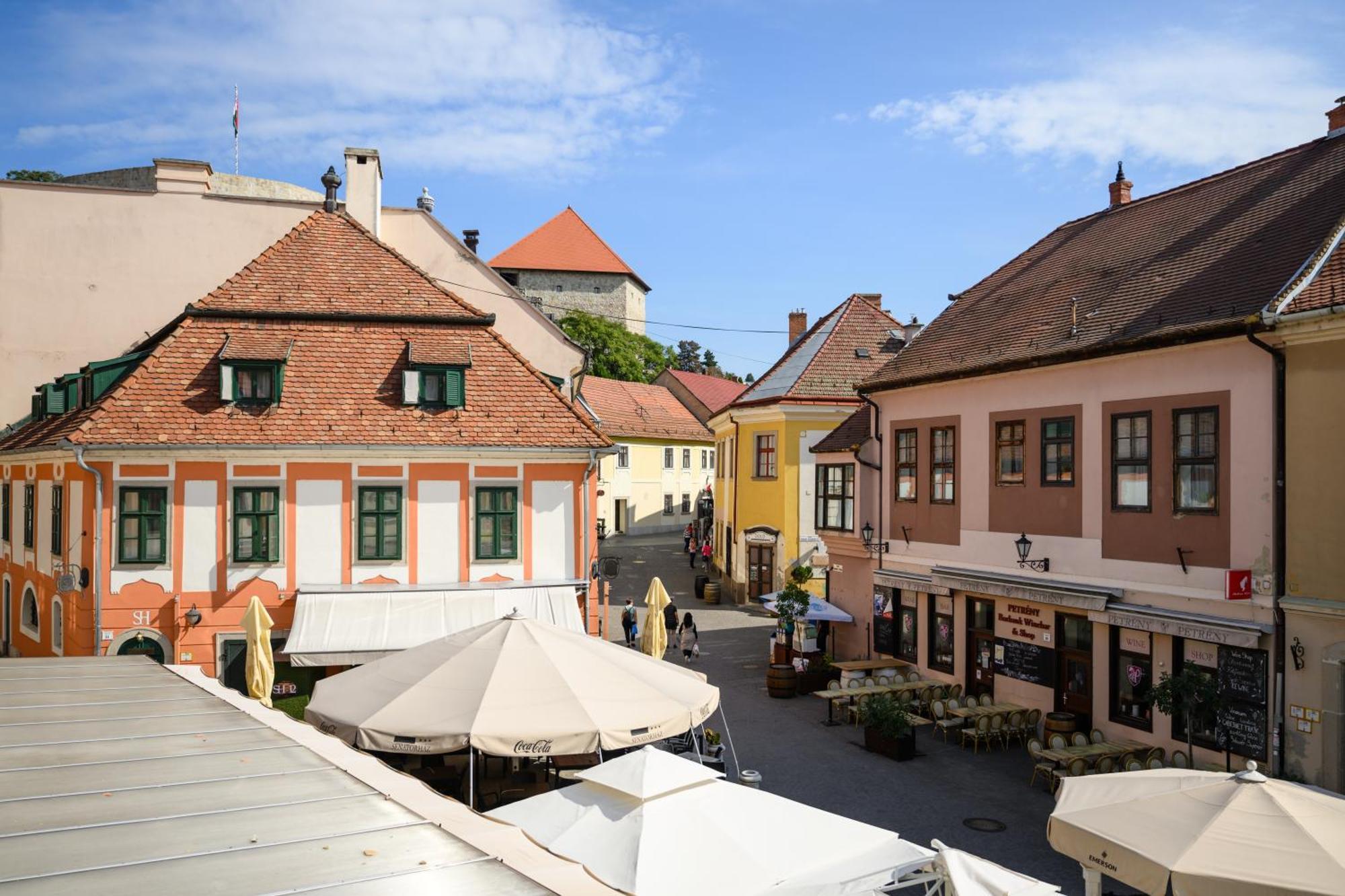 Appartamento Zengo Eger Esterno foto