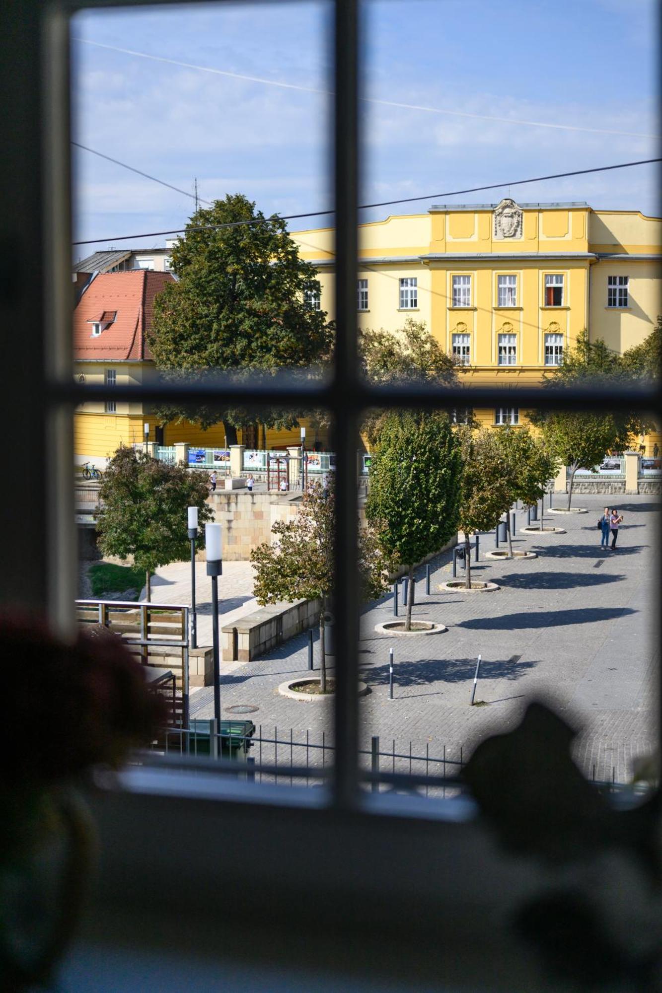 Appartamento Zengo Eger Esterno foto